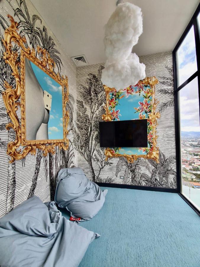 Cómodo y elegante apartamento en fabuloso condo! San José Exterior foto